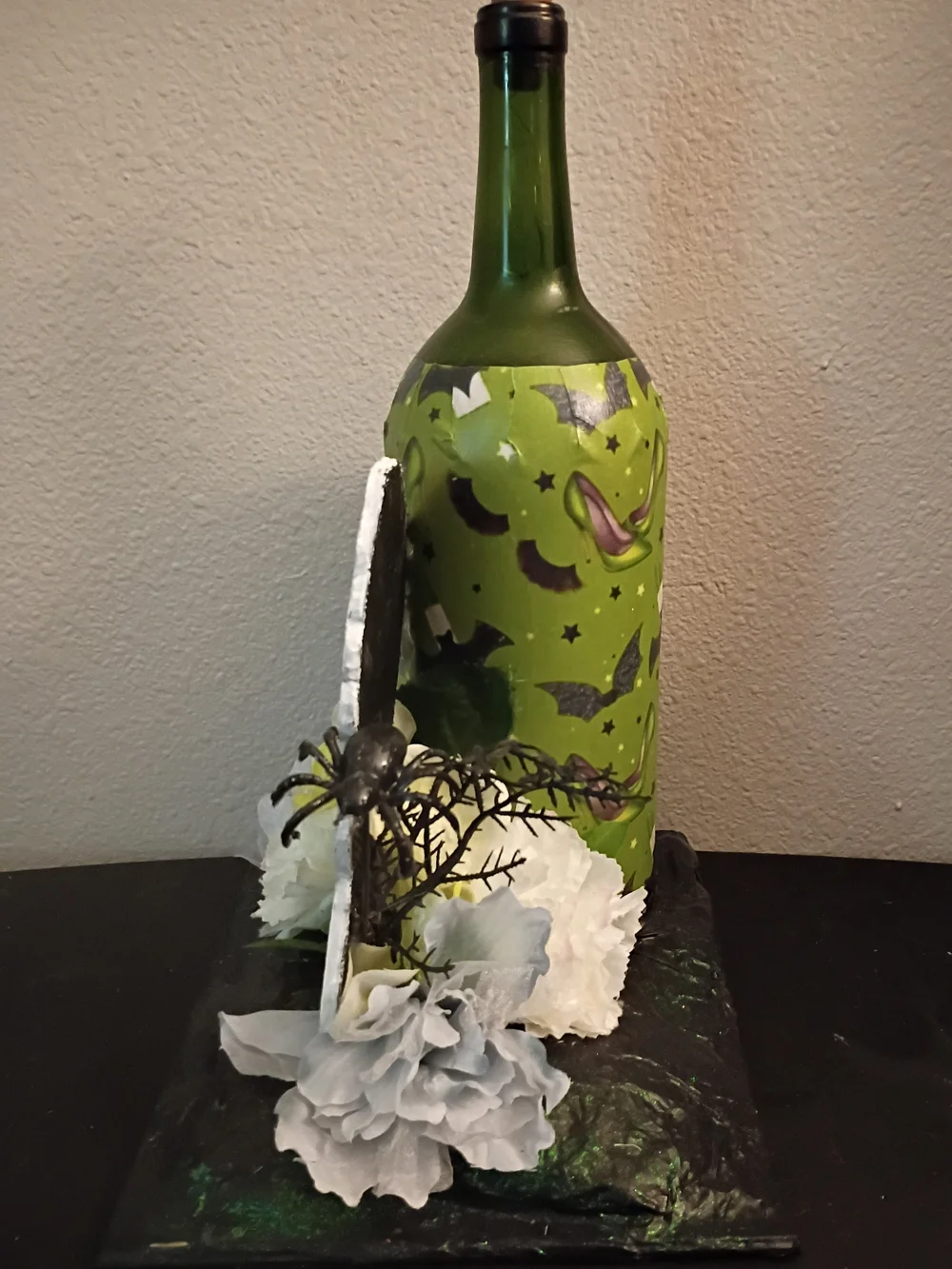 LED Bride Of Frankenstein Bottle Light with Bat Accents - Home Party Supplies